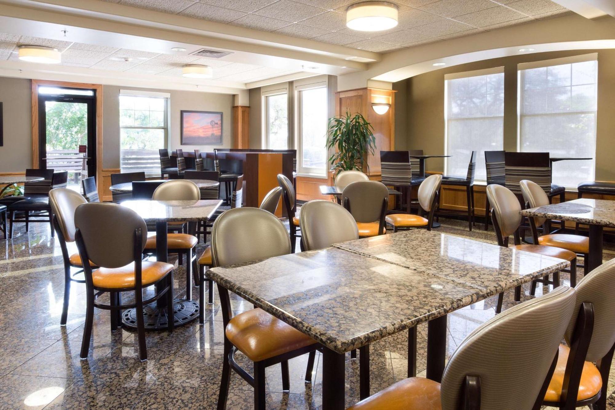 Drury Inn & Suites San Antonio North Stone Oak Екстериор снимка